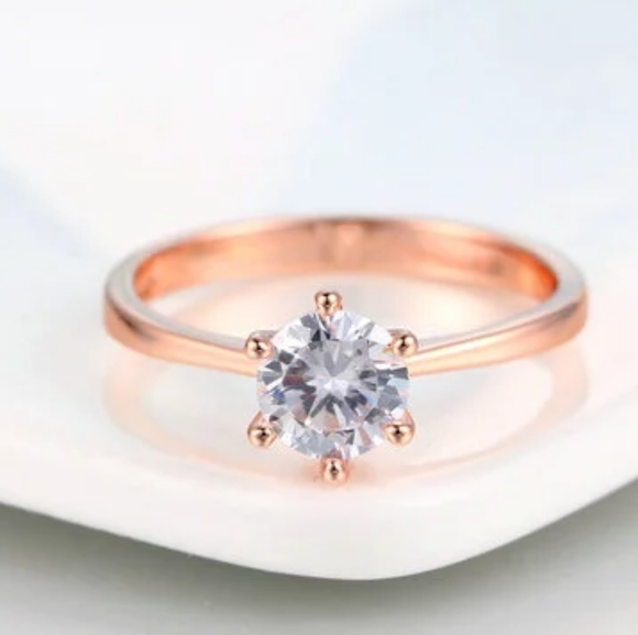 Tiffany's Ballerina Solitaire 18K Rose Gold Ring - Picture 2 of 7
